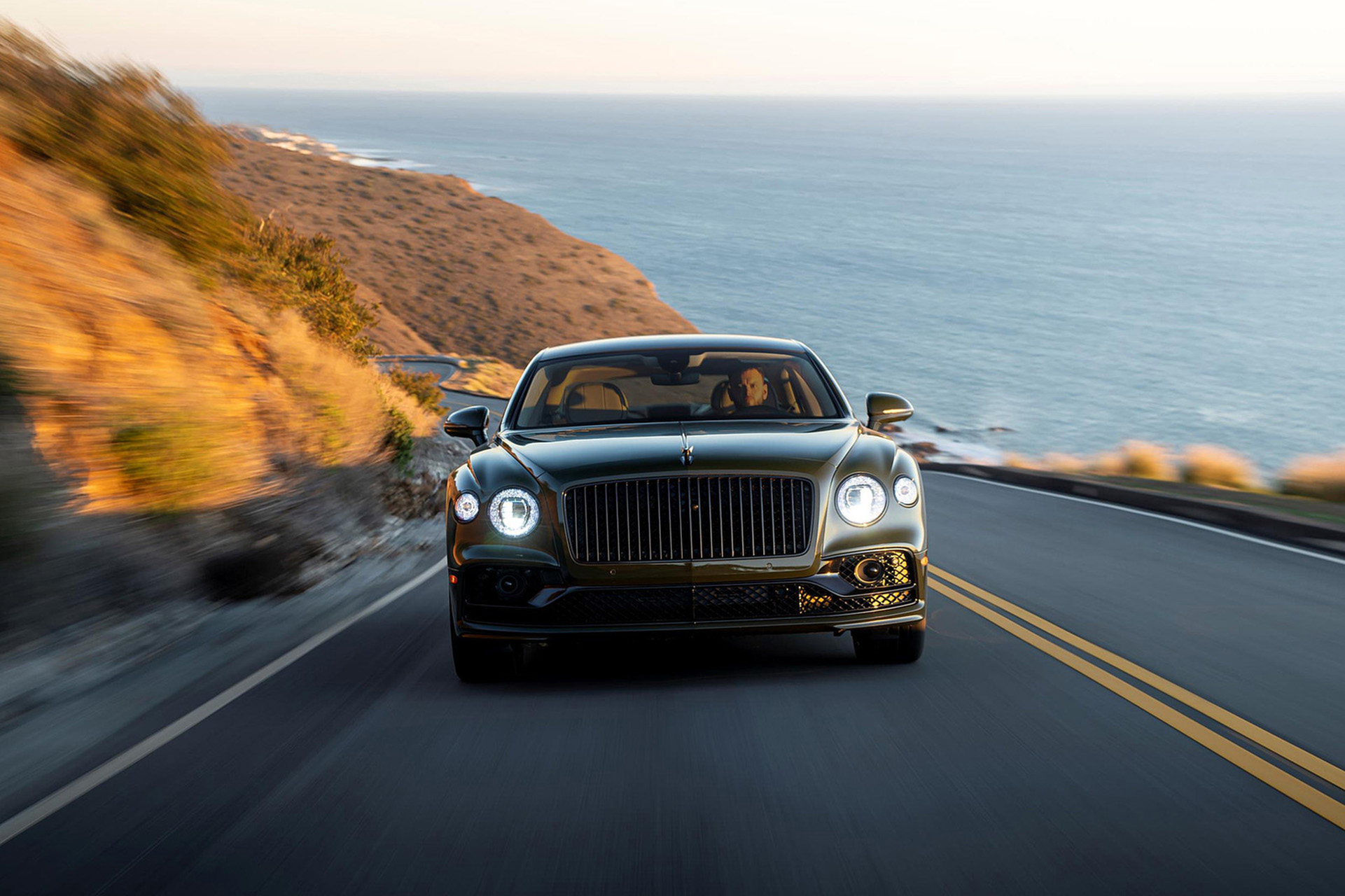 Download 2022 Bentley Flying Spur Hybrid - Front HD Wallpaper 1921x1280 #19
