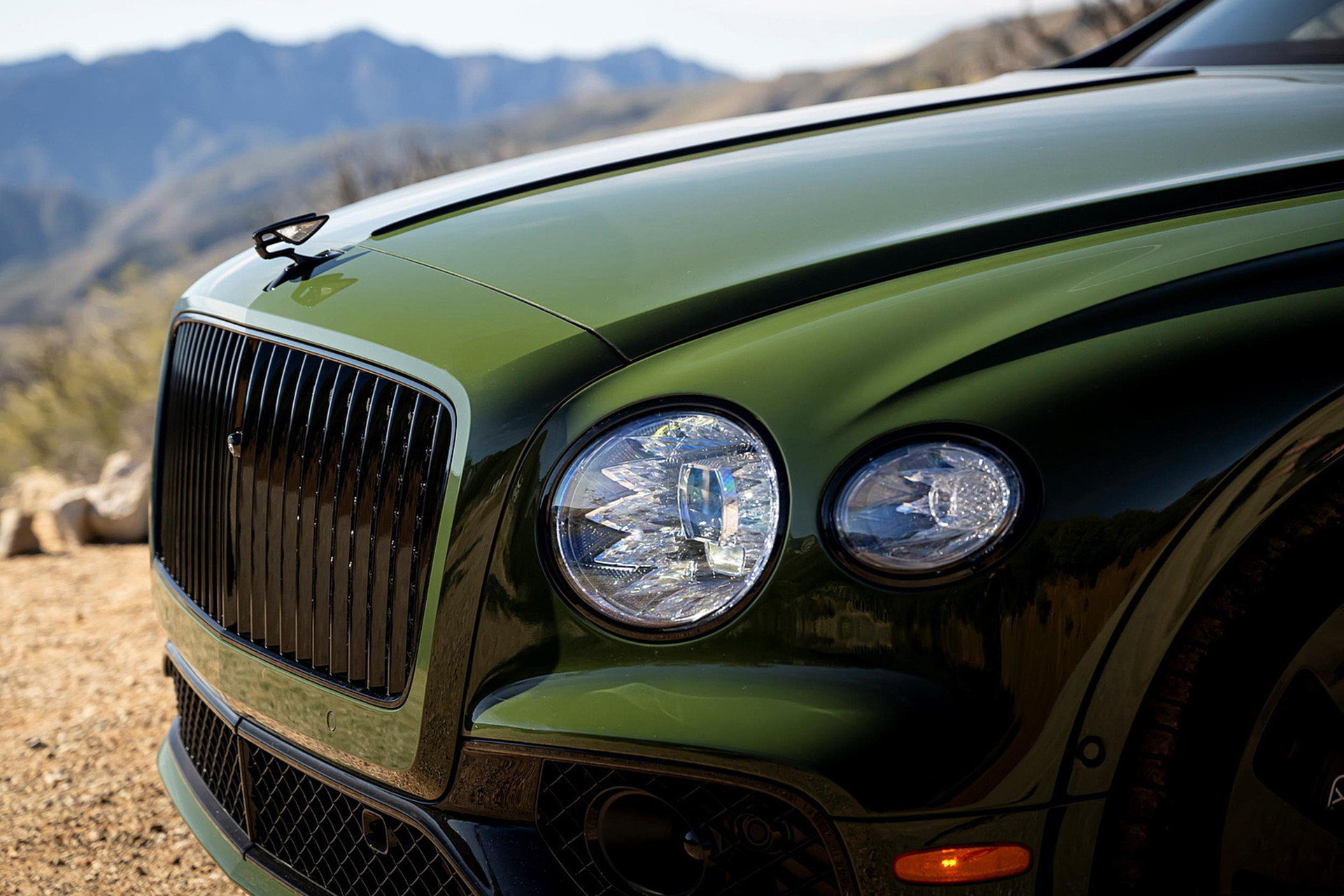 Download 2022 Bentley Flying Spur Hybrid - Headlight HD Wallpaper 1921x1281 #77