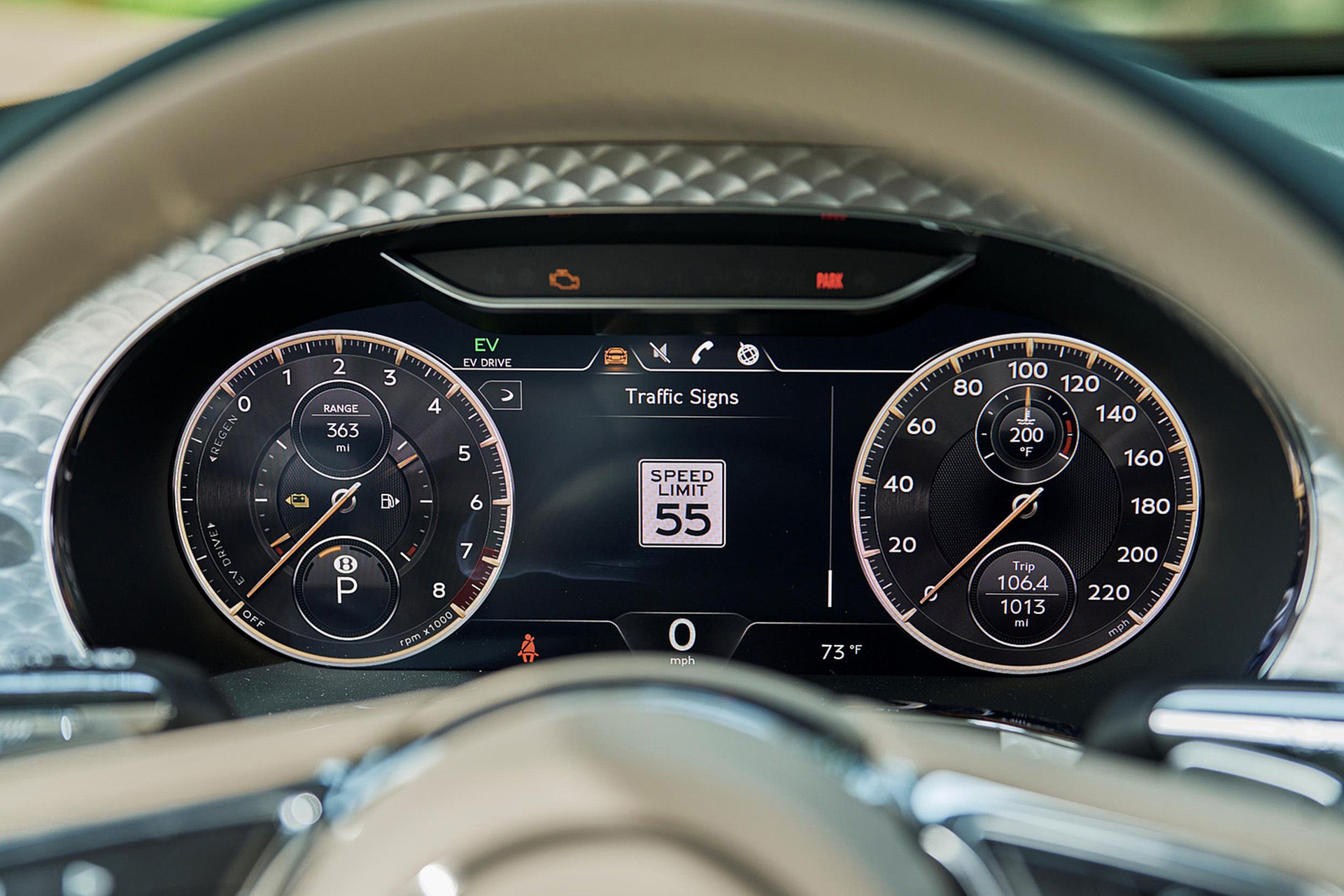 Download 2022 Bentley Flying Spur Hybrid - Interior, Dashboard HD Wallpaper 1921x1281 #118