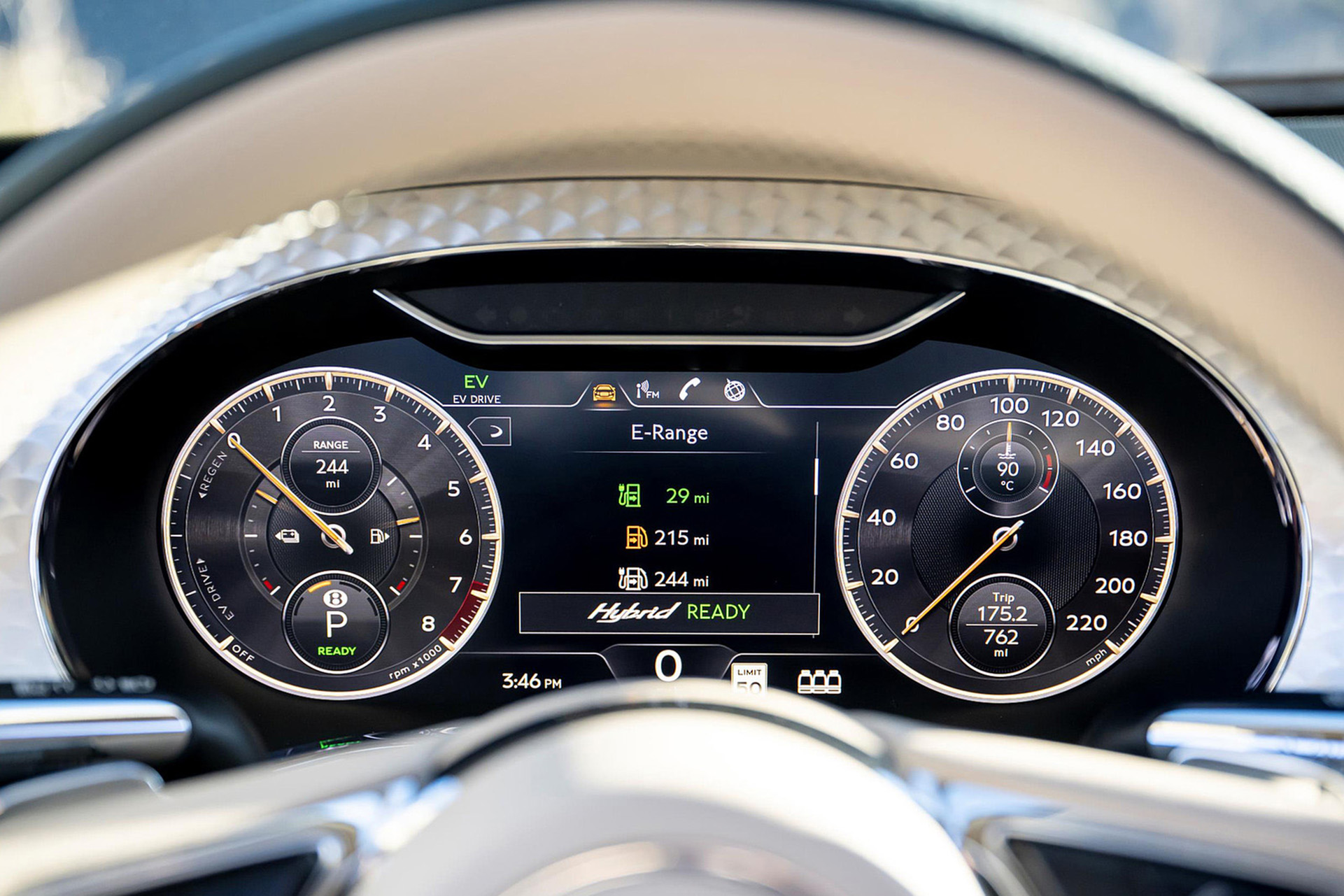 Download 2022 Bentley Flying Spur Hybrid - Interior, Dashboard HD Wallpaper 1921x1281 #129
