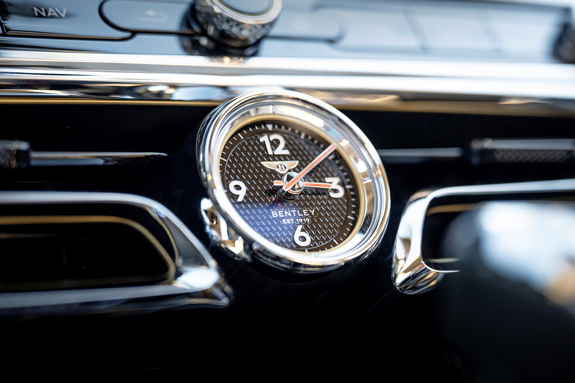 Download 2022 Bentley Flying Spur Hybrid - Interior, Detail HD Wallpaper 1921x1281 #138