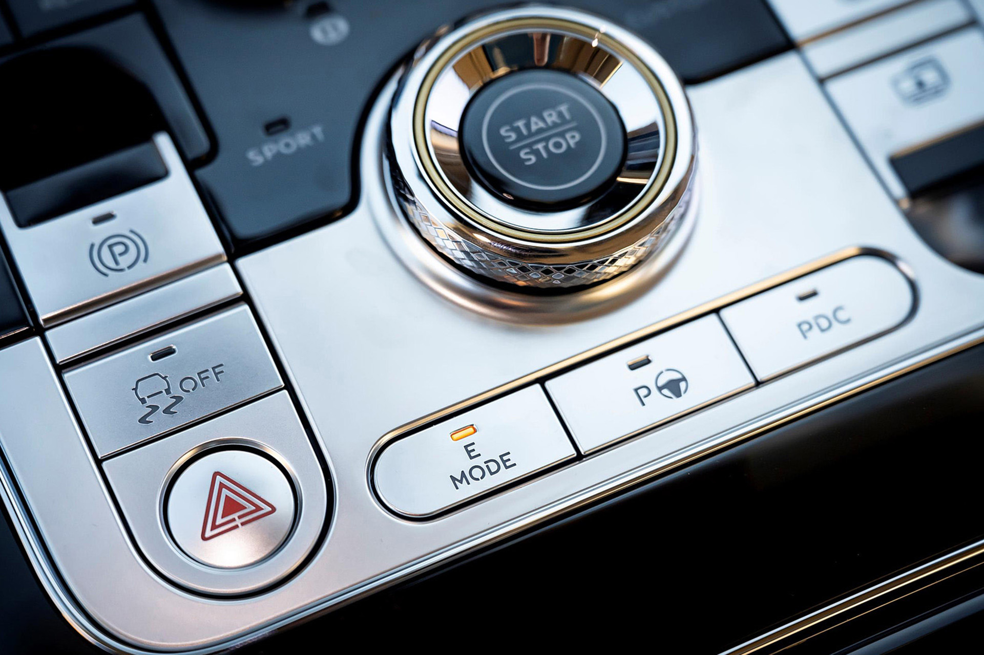 Download 2022 Bentley Flying Spur Hybrid - Interior, Detail HD Wallpaper 1921x1280 #141