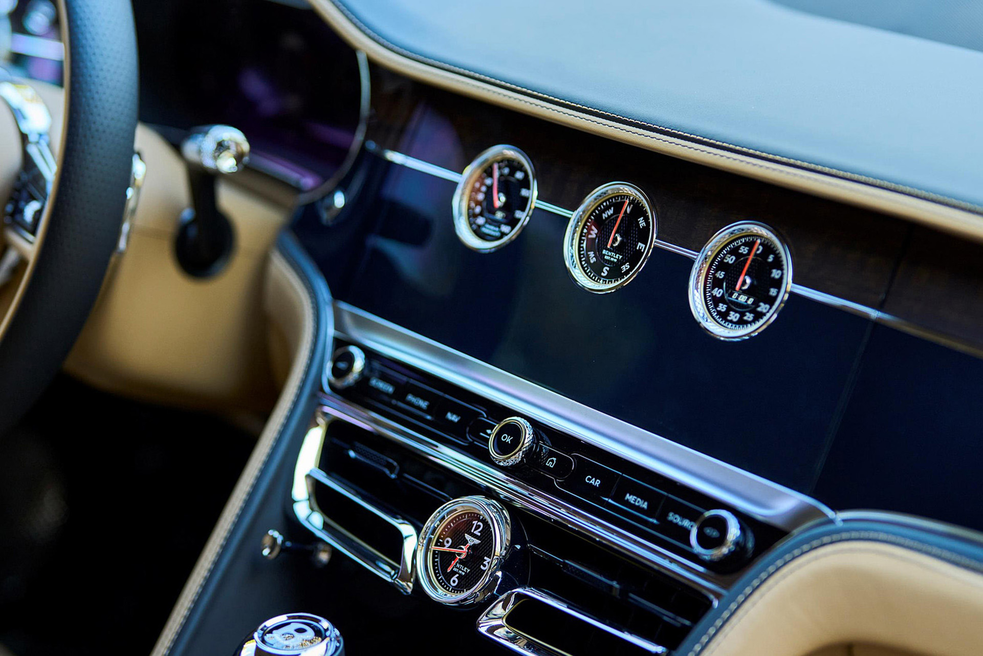 Download 2022 Bentley Flying Spur Hybrid - Interior, Detail HD Wallpaper 1921x1281 #142