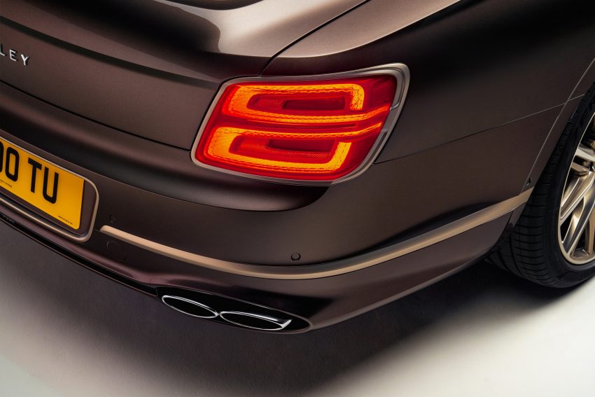 2022 Bentley Flying Spur Hybrid Odyssean Edition - Tail Light Wallpaper 850x567 #5
