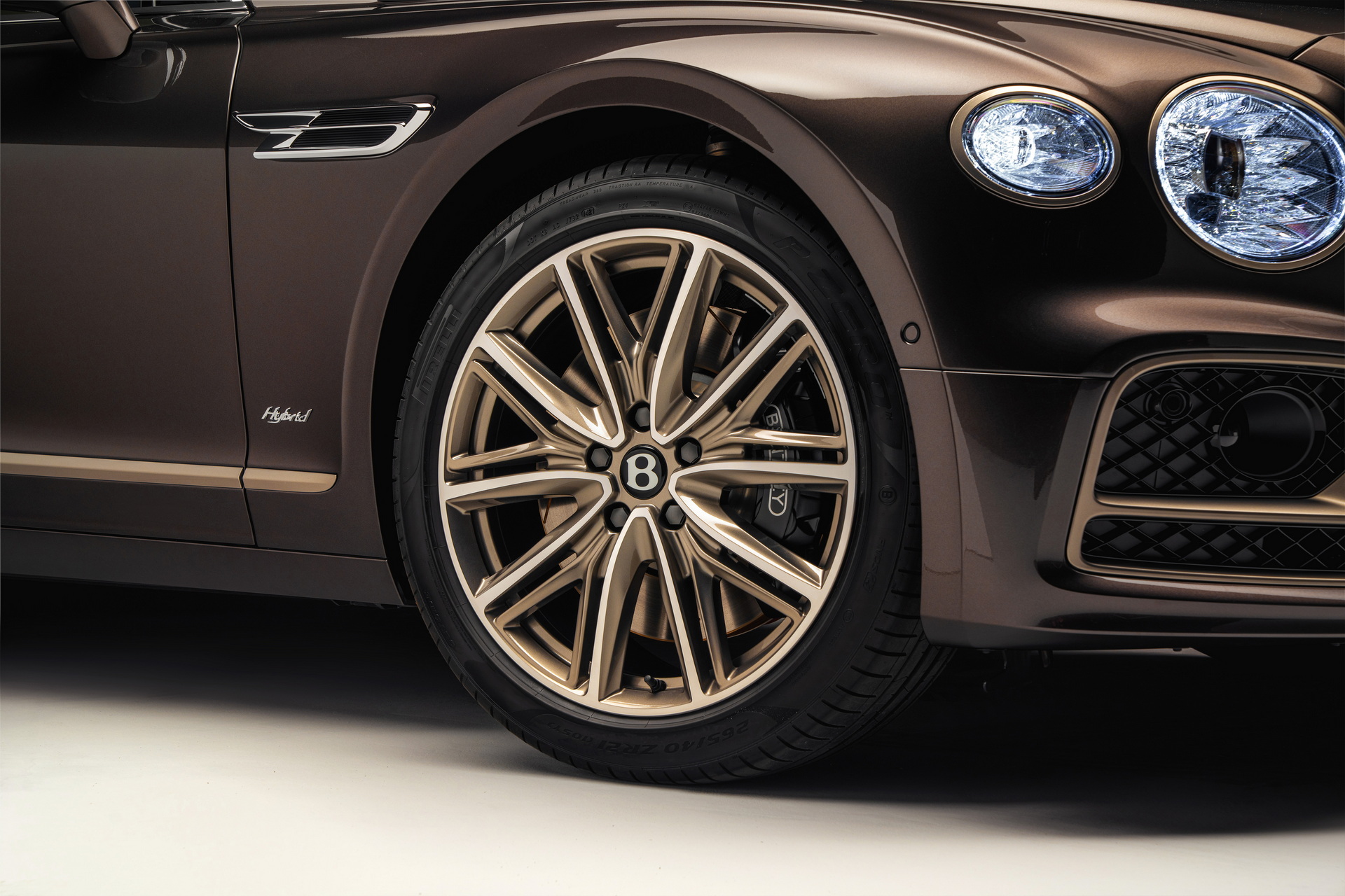 Download 2022 Bentley Flying Spur Hybrid Odyssean Edition - Wheel HD Wallpaper 1920x1280 #4