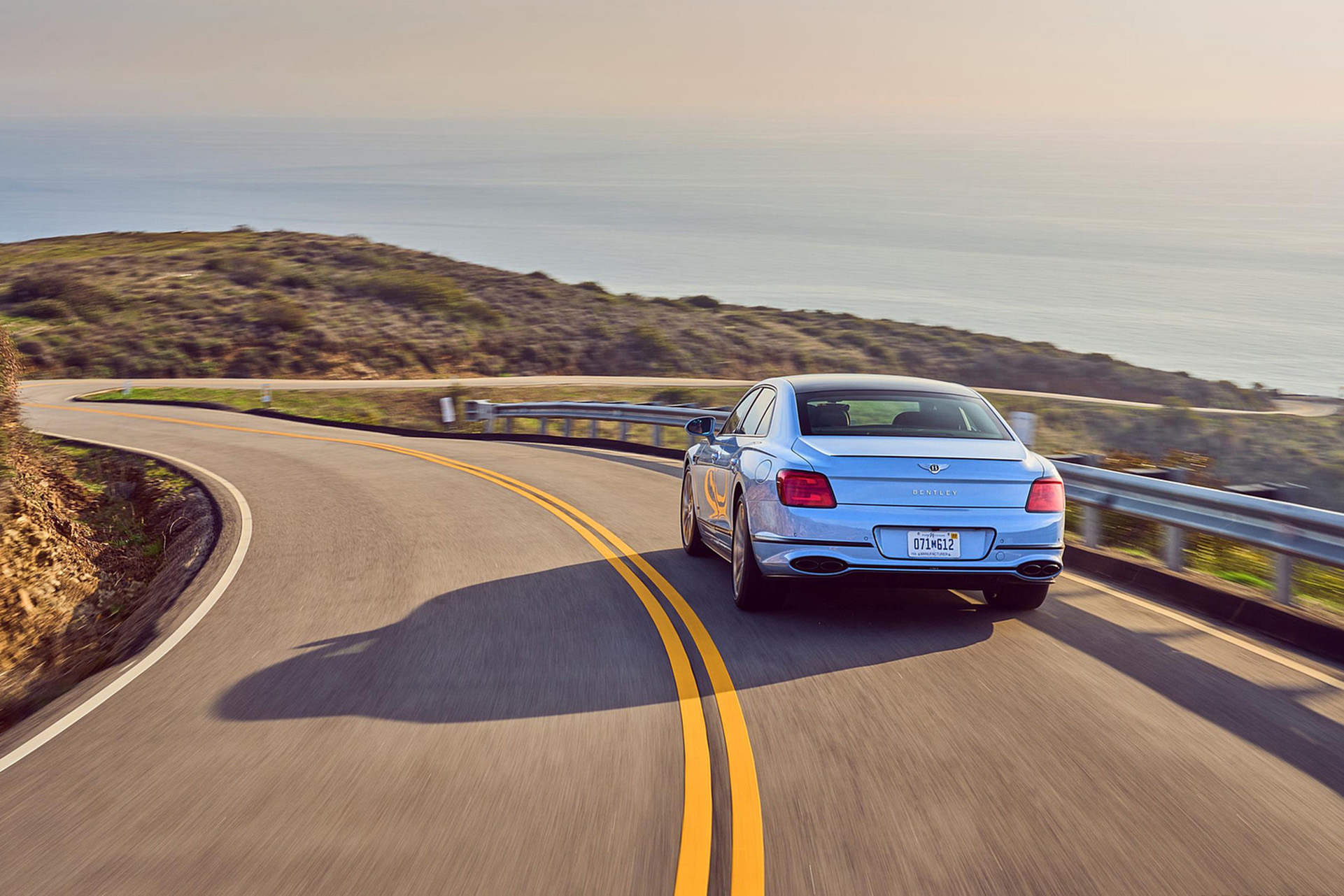 Download 2022 Bentley Flying Spur Hybrid - Rear HD Wallpaper 1921x1281 #36