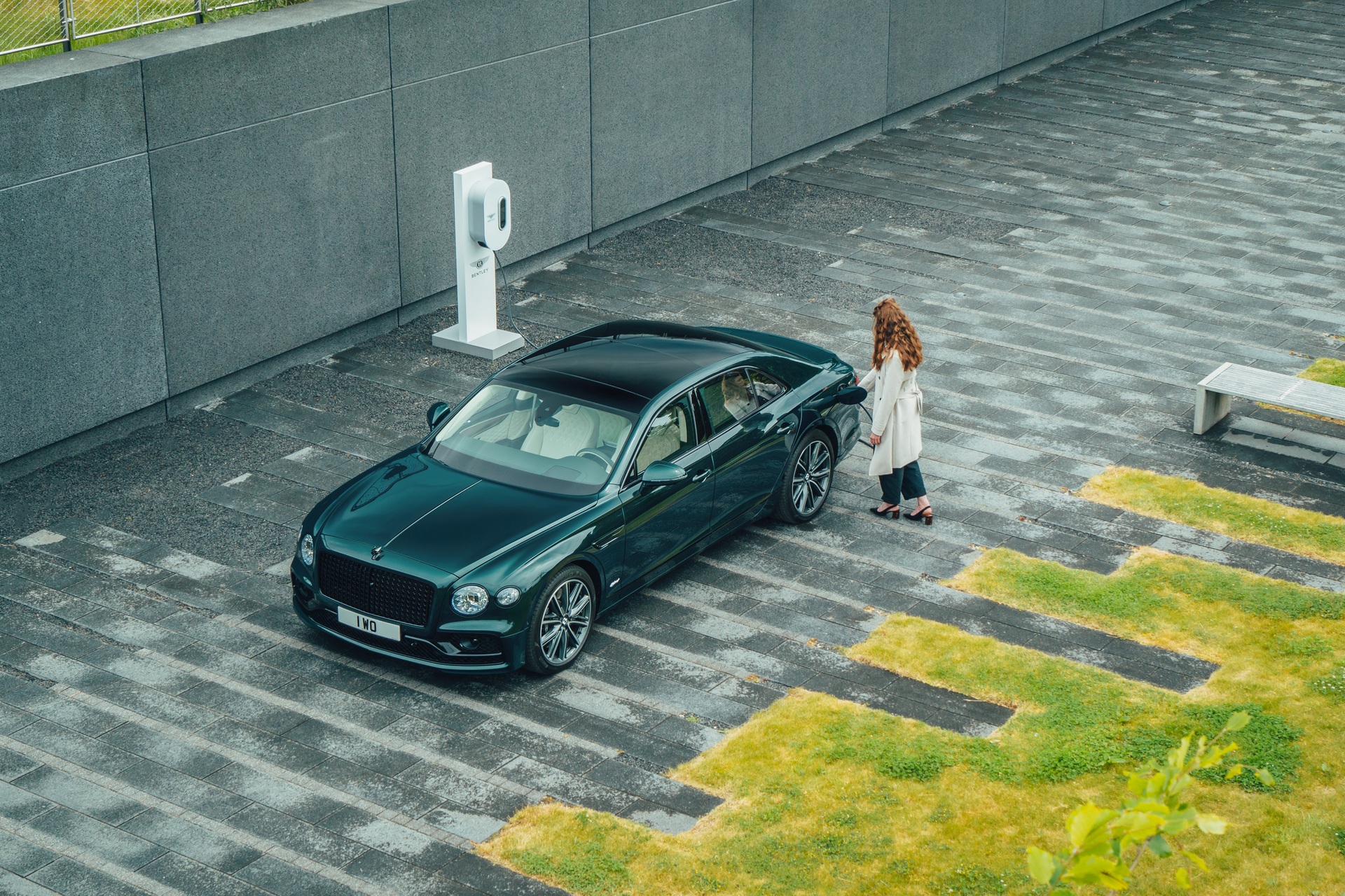 Download 2022 Bentley Flying Spur Hybrid - Top HD Wallpaper 1920x1280 #175