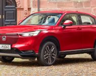 2022 Honda HR-V e:HEV - Front Three-Quarter Wallpaper 190x150