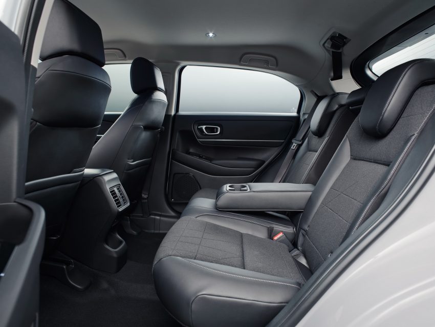 2022 Honda HR-V e:HEV - Interior, Rear Seats Wallpaper 850x638 #35
