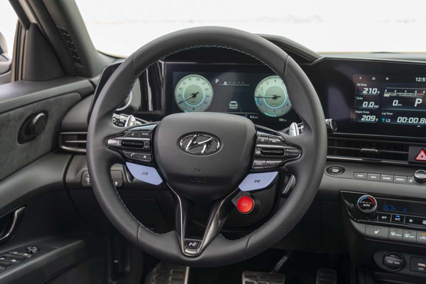 2022 Hyundai Elantra N - Interior, Steering Wheel Wallpaper 850x567 #72