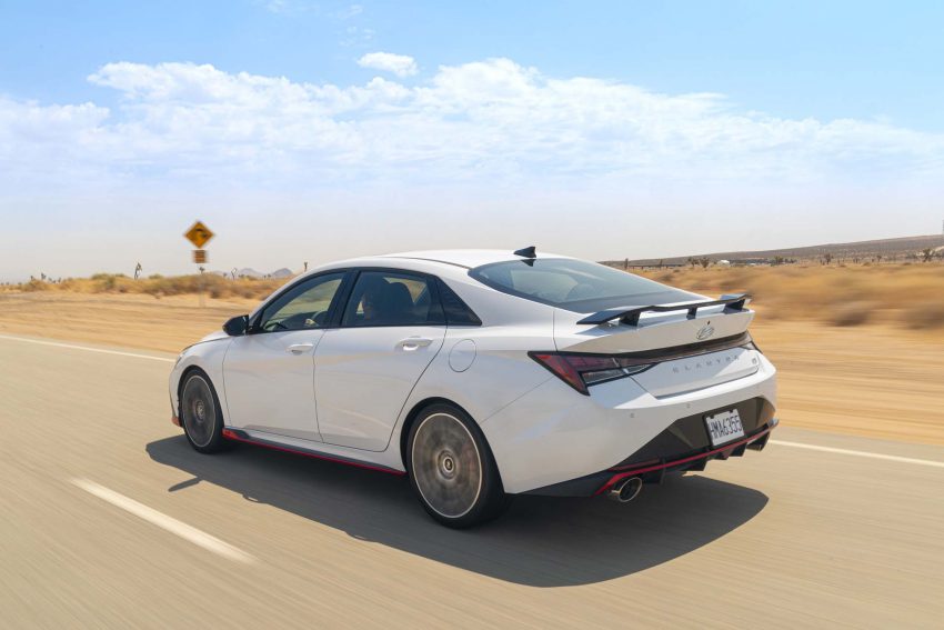 2022 Hyundai Elantra N - Rear Three-Quarter Wallpaper 850x567 #8