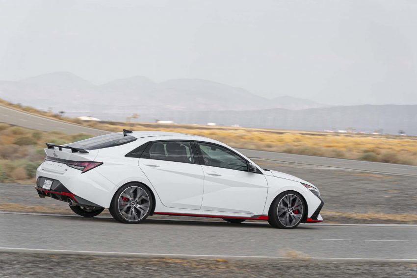2022 Hyundai Elantra N - Side Wallpaper 850x567 #33
