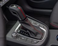 2022 Hyundai Kona N Line - Central Console Wallpaper 190x150