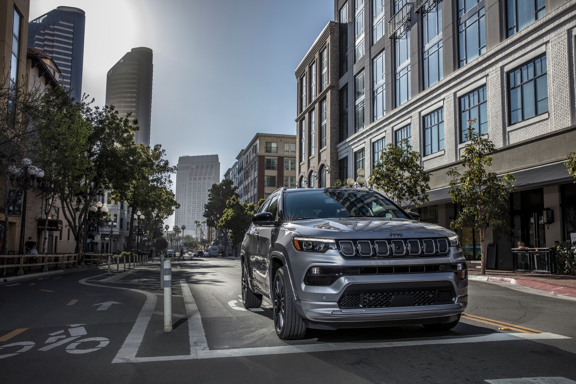 Download 2022 Jeep Compass High Altitude - Front HD Wallpaper 1920x1280 #7
