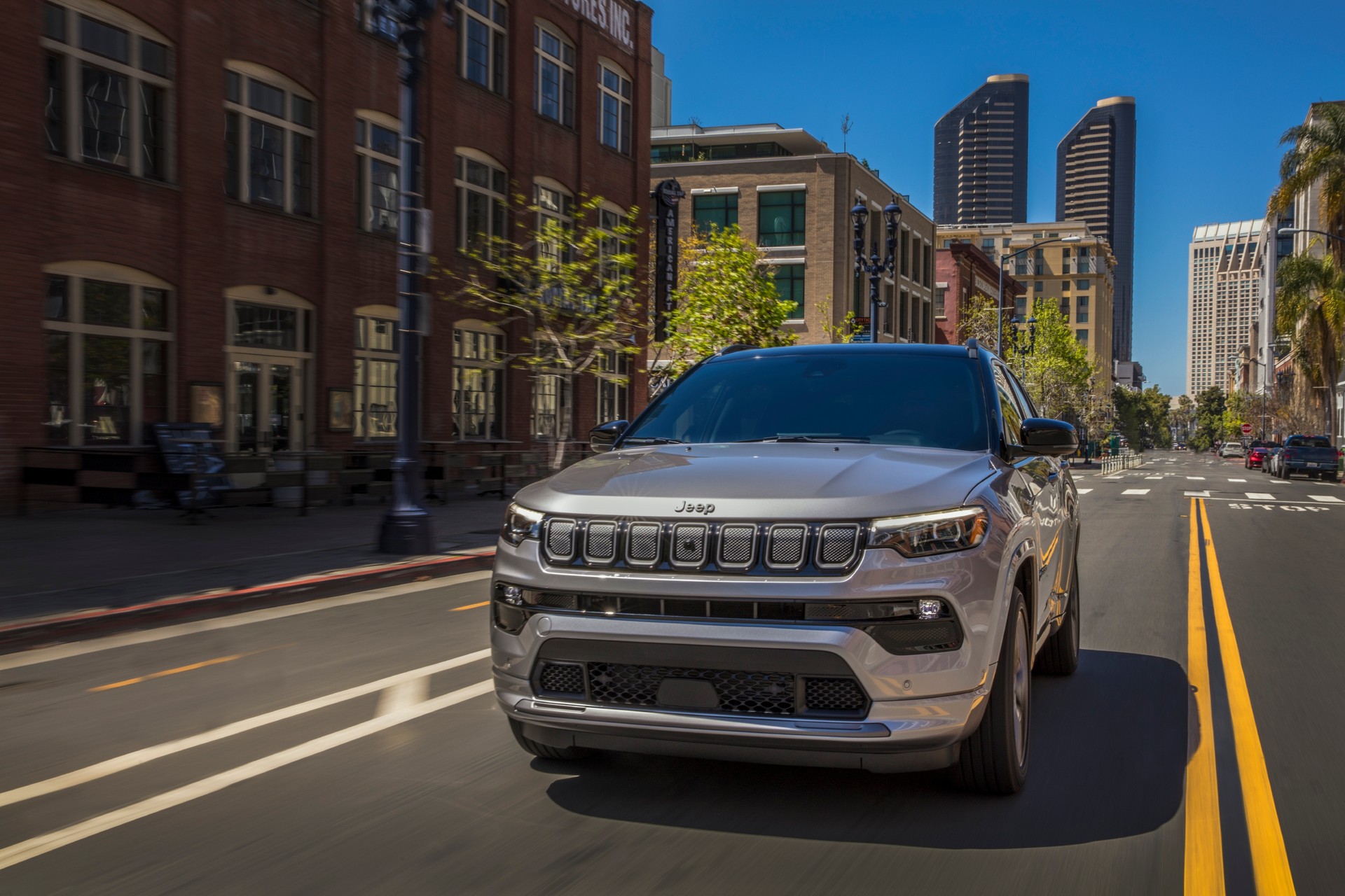 Download 2022 Jeep Compass High Altitude - Front HD Wallpaper 1920x1280 #8