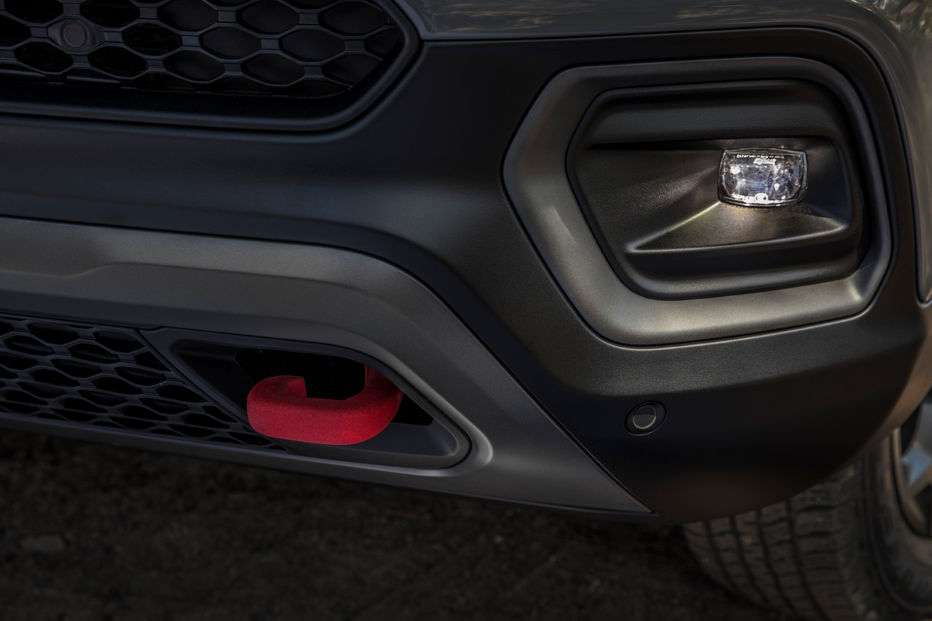 Download 2022 Jeep Compass Trailhawk - Detail HD Wallpaper 1920x1280 #20