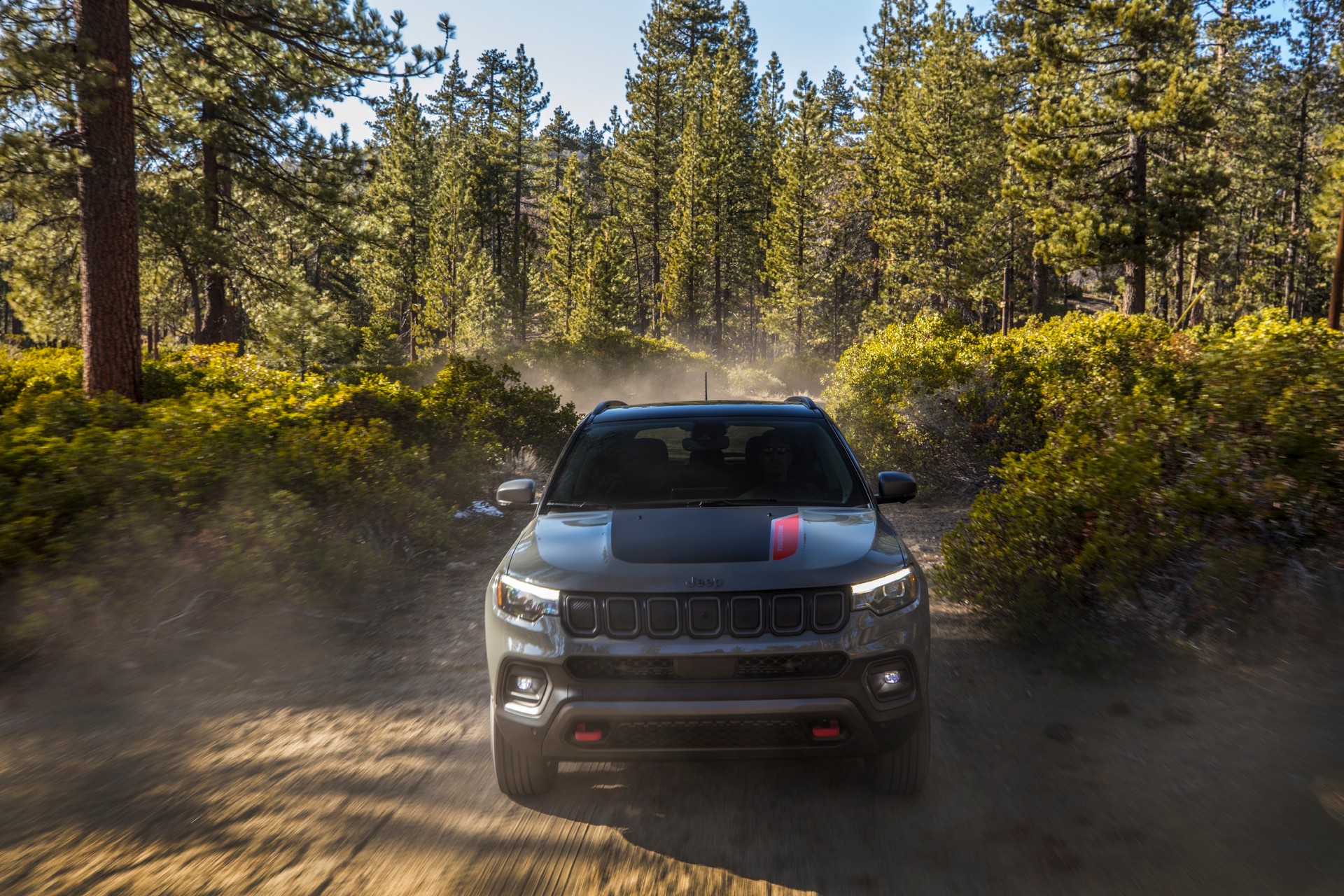 Download 2022 Jeep Compass Trailhawk - Front HD Wallpaper 1920x1280 #2