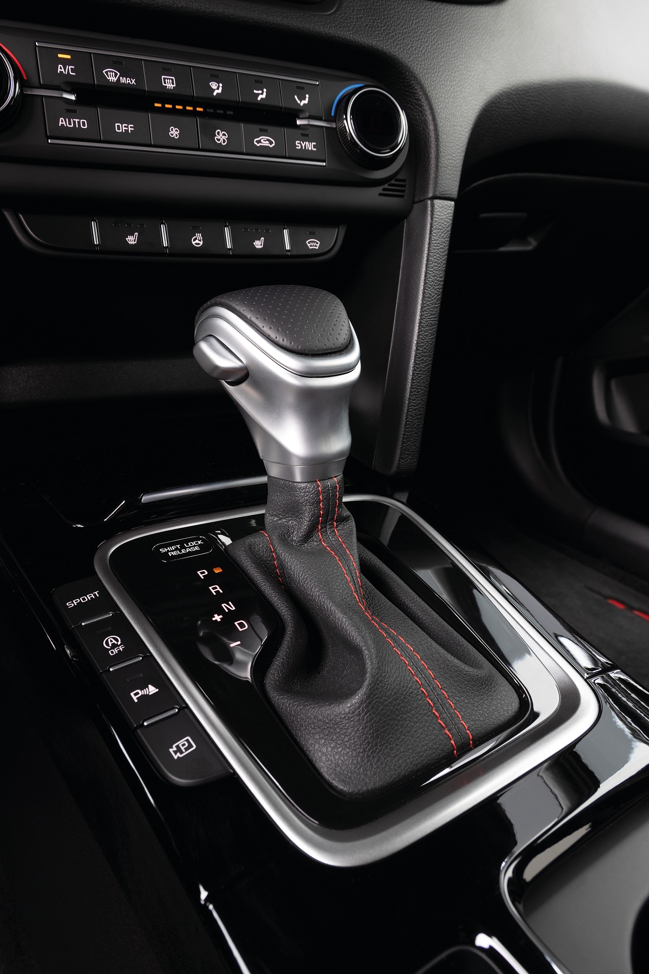 Download 2022 Kia Ceed GT-Line - Central Console HD Phone Wallpaper 1280x1920 #15