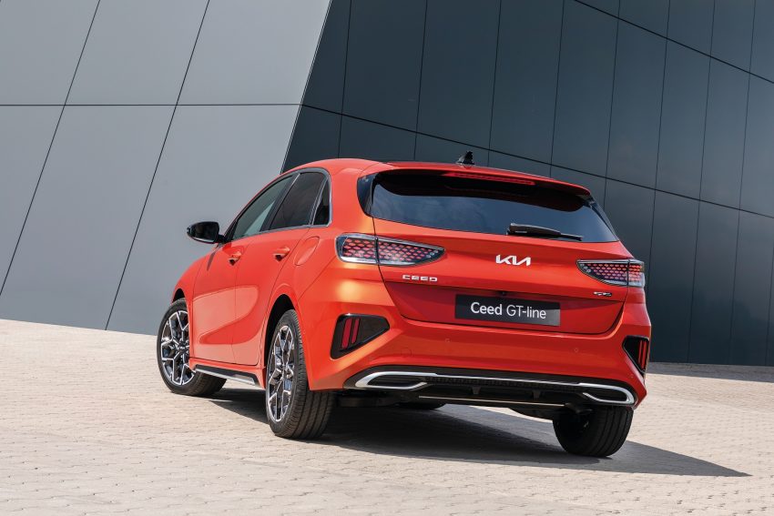 2022 Kia Ceed GT-Line - Rear Wallpaper 850x567 #2