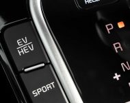 2022 Kia Ceed SW - Central Console Wallpaper 190x150