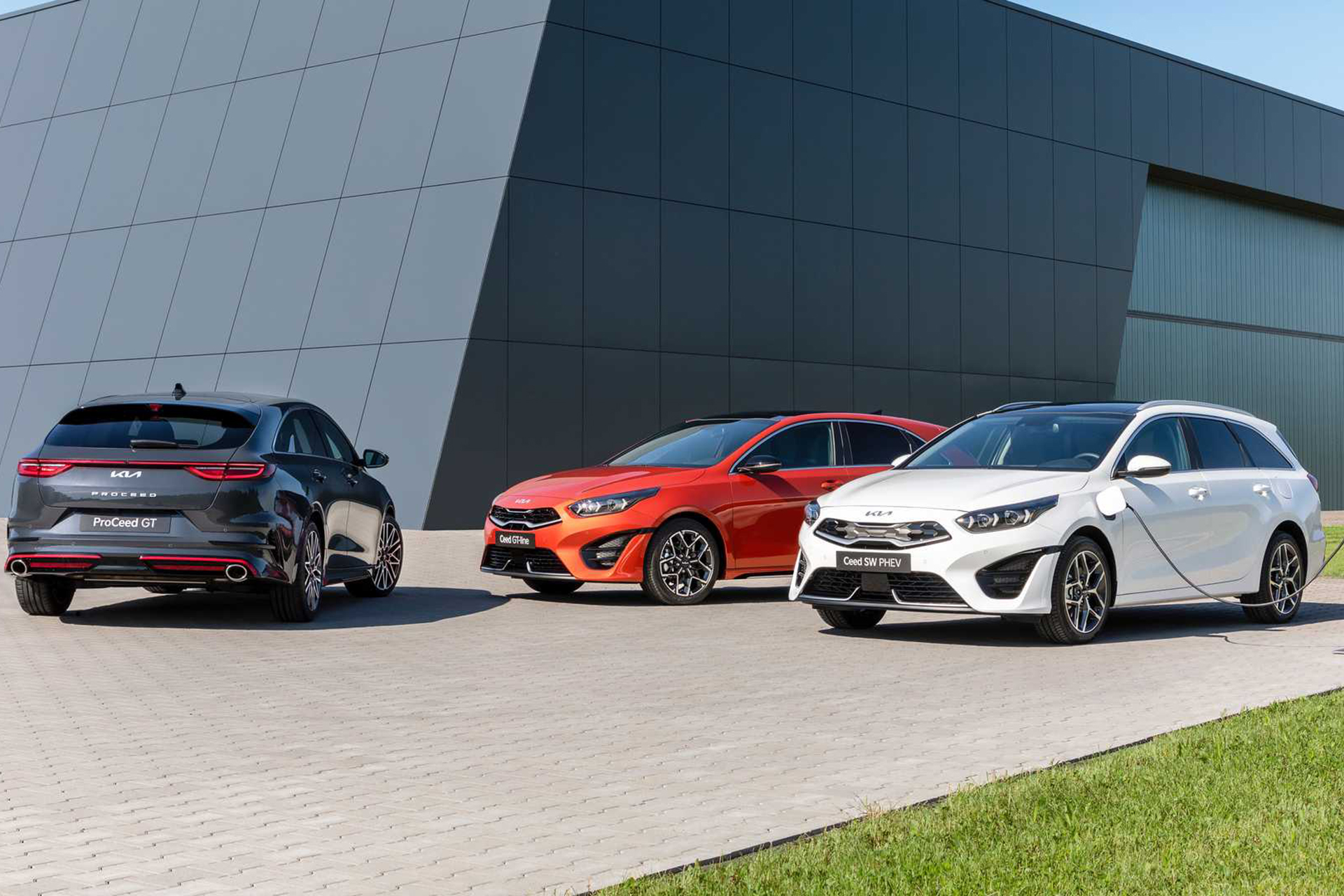 Download 2022 Kia Ceed SW Family HD Wallpaper 1920x1280 #3