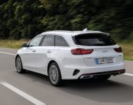 2022 Kia Ceed SW - Rear Three-Quarter Wallpaper 190x150