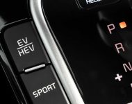 2022 Kia ProCeed GT - Central Console Wallpaper 190x150