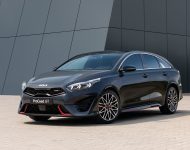 2022 Kia ProCeed GT - Front Three-Quarter Wallpaper 190x150