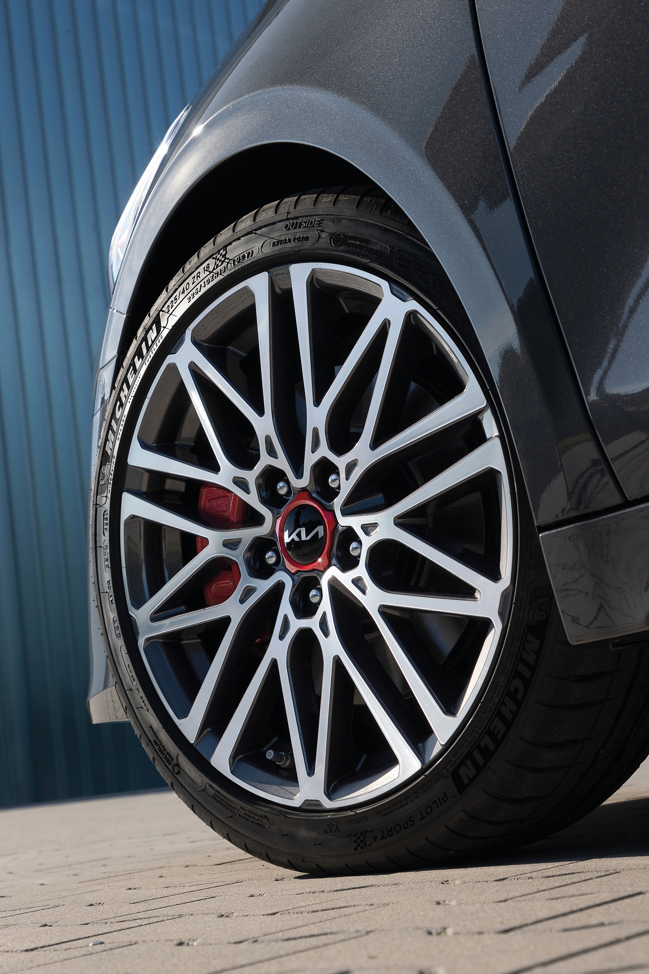 Download 2022 Kia ProCeed GT - Wheel HD Phone Wallpaper 1280x1920 #11