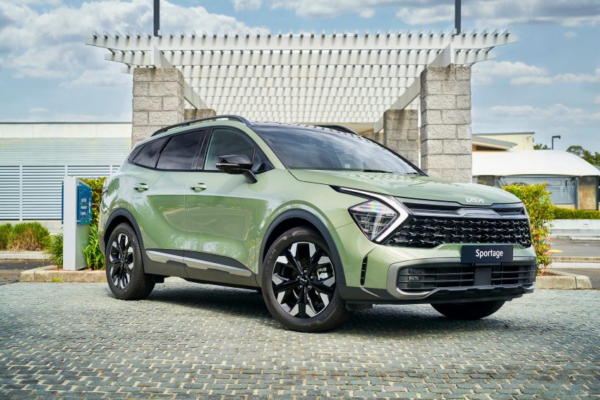 2022 Kia Sportage - Front Three-Quarter Wallpaper 850x567 #10