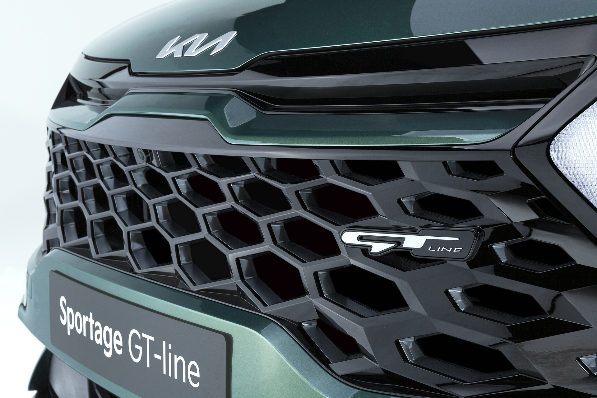 Download 2022 Kia Sportage GT-Line - Grill HD Wallpaper 1920x1280 #9