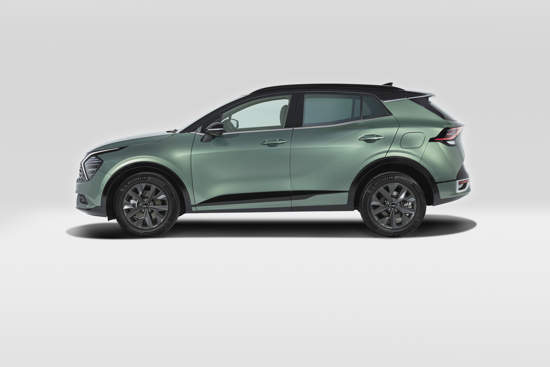 Download 2022 Kia Sportage GT-Line - Side HD Wallpaper 1920x1280 #3