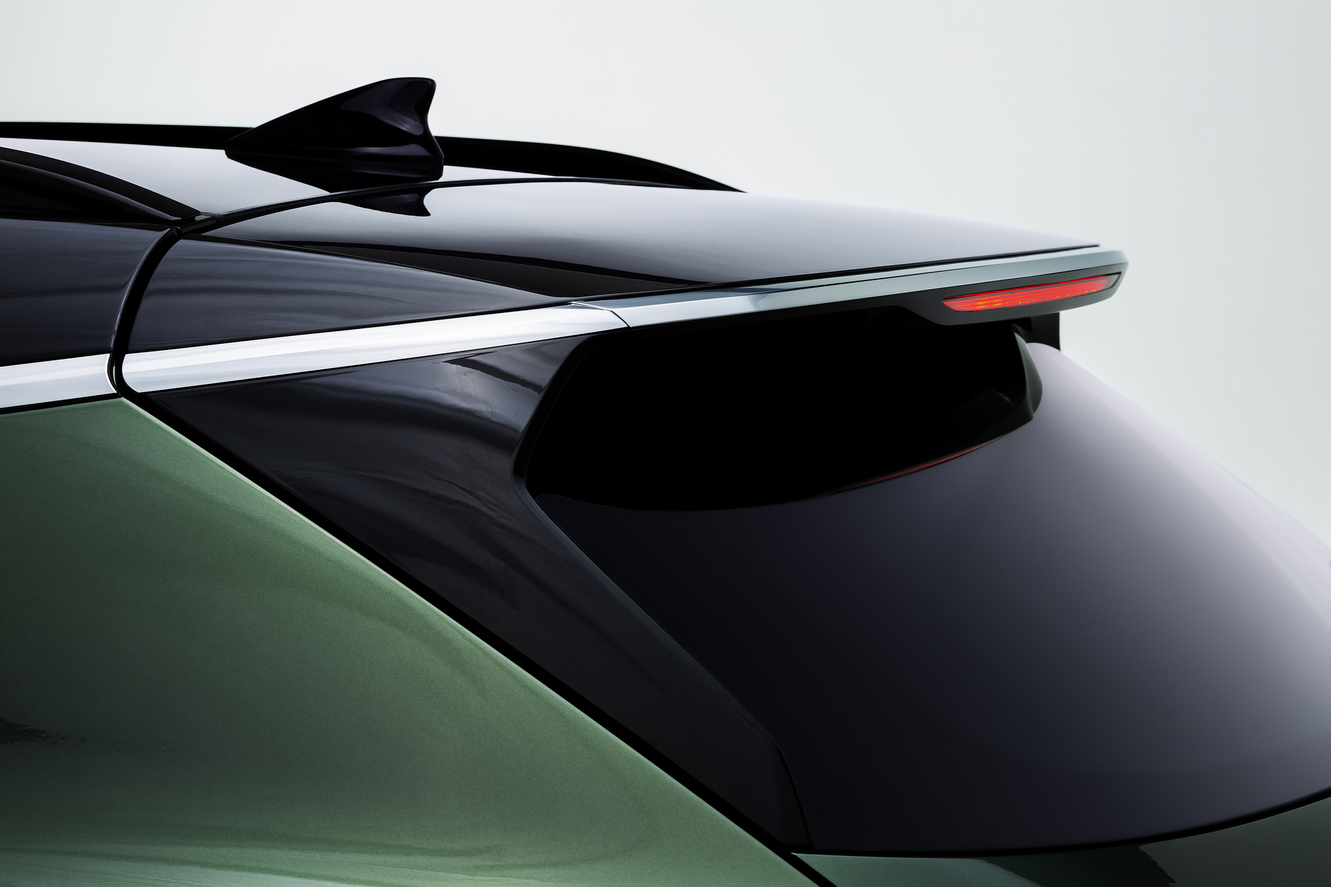 Download 2022 Kia Sportage GT-Line - Spoiler HD Wallpaper 1920x1280 #17