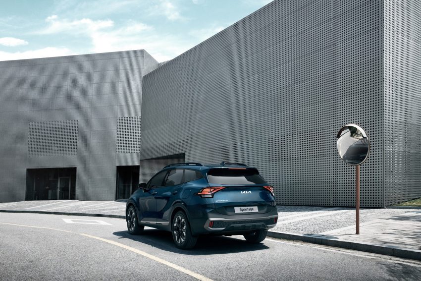 2022 Kia Sportage X-Line - Rear Three-Quarter Wallpaper 850x567 #3