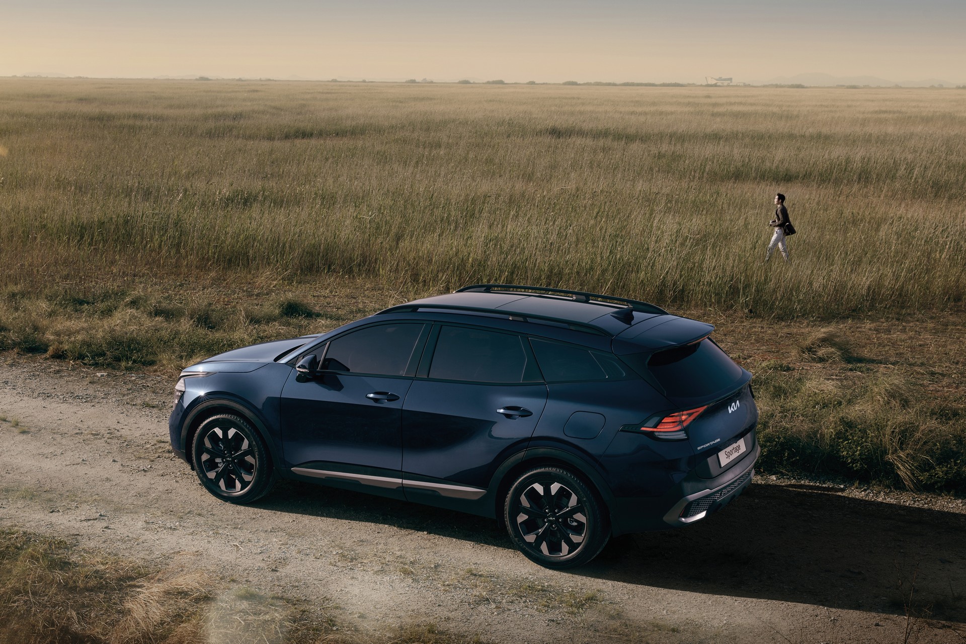 Download 2022 Kia Sportage X-Line - Rear Three-Quarter HD Wallpaper 1920x1280 #5