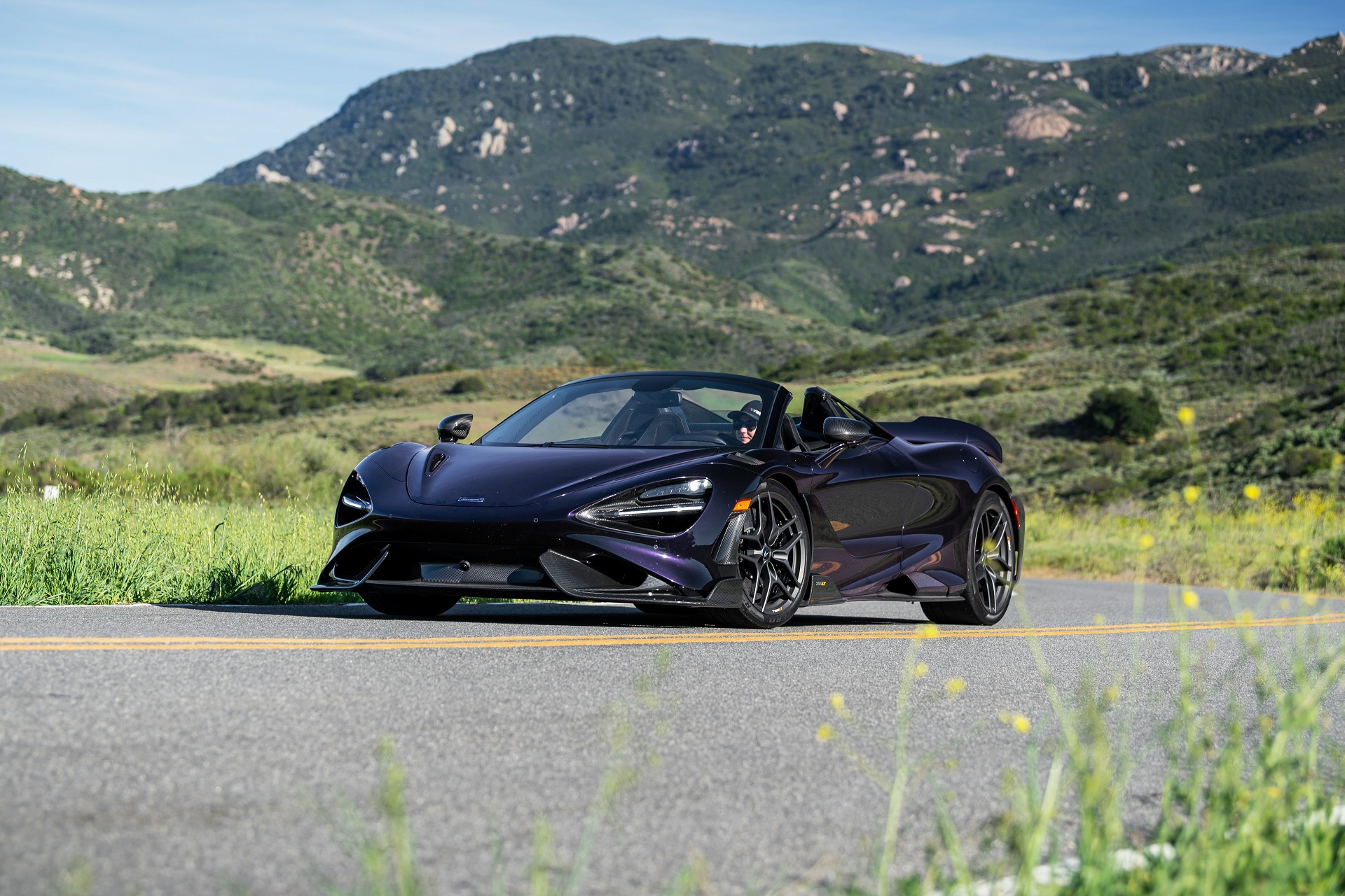 Download 2022 McLaren 765LT Spider - Front Three-Quarter HD Wallpaper 1920x1280 #54