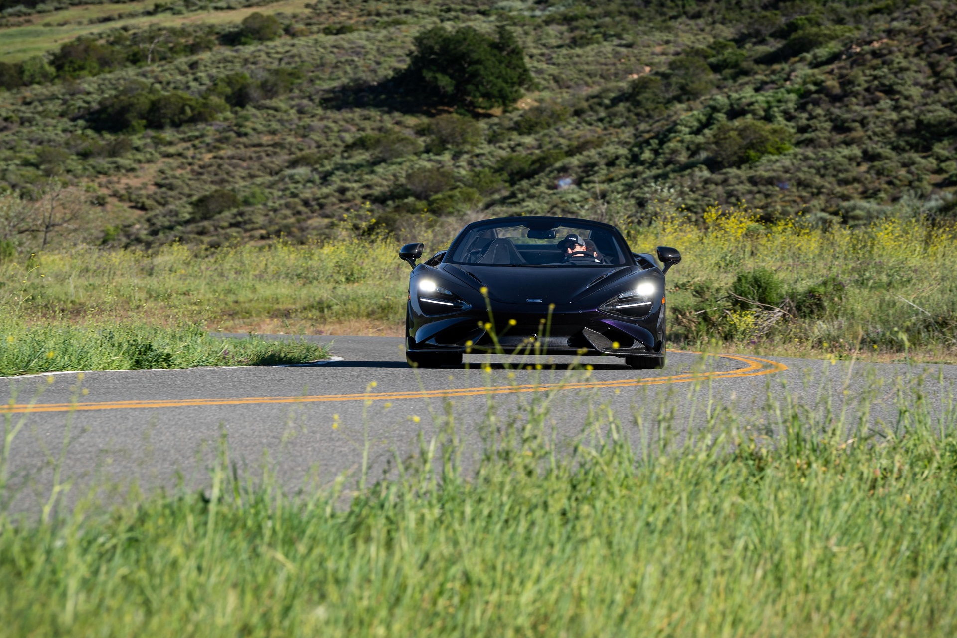 Download 2022 McLaren 765LT Spider - Front HD Wallpaper 1920x1280 #56