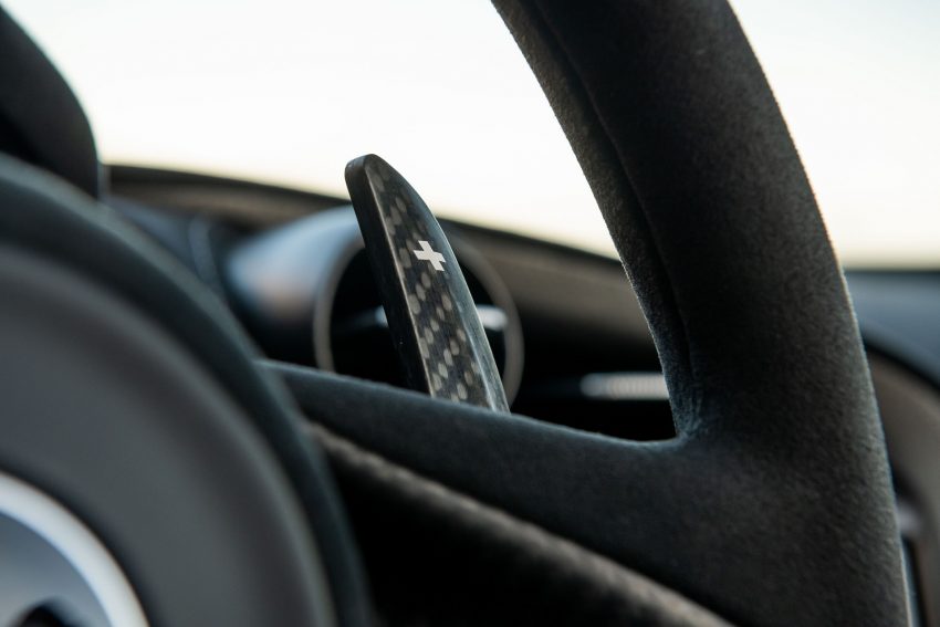 2022 McLaren 765LT Spider - Paddle Shifters Wallpaper 850x567 #85