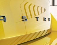 2022 Opel Astra - Badge Wallpaper 190x150