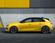 2022 Opel Astra - Side Wallpaper 190x150