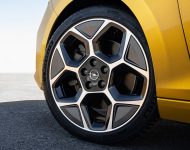 2022 Opel Astra - Wheel Wallpaper 190x150