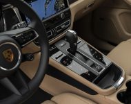 2022 Porsche Macan - Central Console Wallpaper 190x150