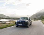 2022 Porsche Macan - Front Wallpaper 190x150