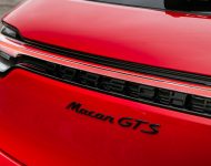 2022 Porsche Macan GTS - Badge Wallpaper 190x150
