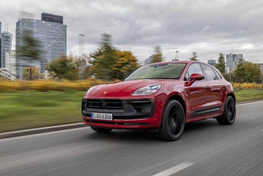 2022 Porsche Macan GTS - Front Three-Quarter Wallpaper 850x567 #201