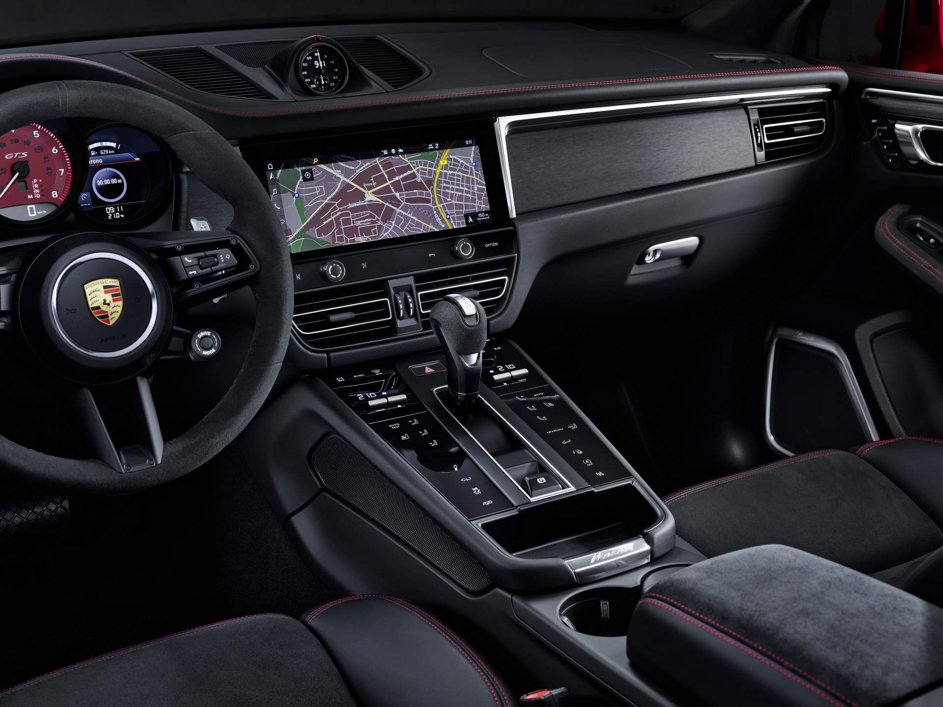 Download 2022 Porsche Macan GTS - Interior HD Wallpaper 1921x1441 #16