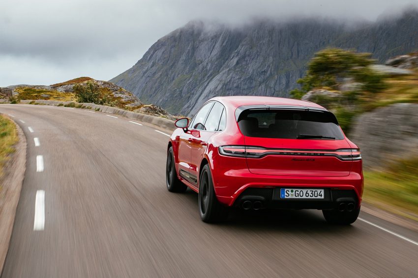 2022 Porsche Macan GTS - Rear Three-Quarter Wallpaper 850x567 #62