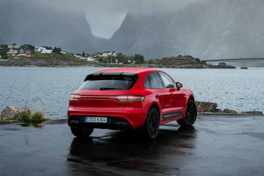 2022 Porsche Macan GTS - Rear Three-Quarter Wallpaper 850x567 #83