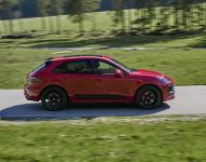 2022 Porsche Macan GTS - Side Wallpaper 190x150