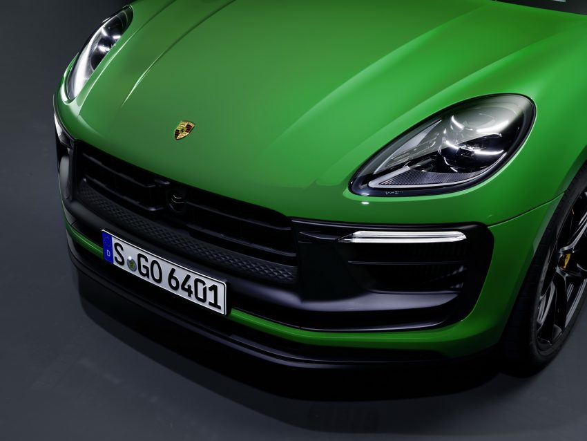 2022 Porsche Macan GTS with Sport Package - Front Wallpaper 850x638 #42